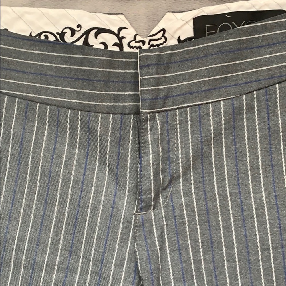 Shorts - Picture 3 of 5